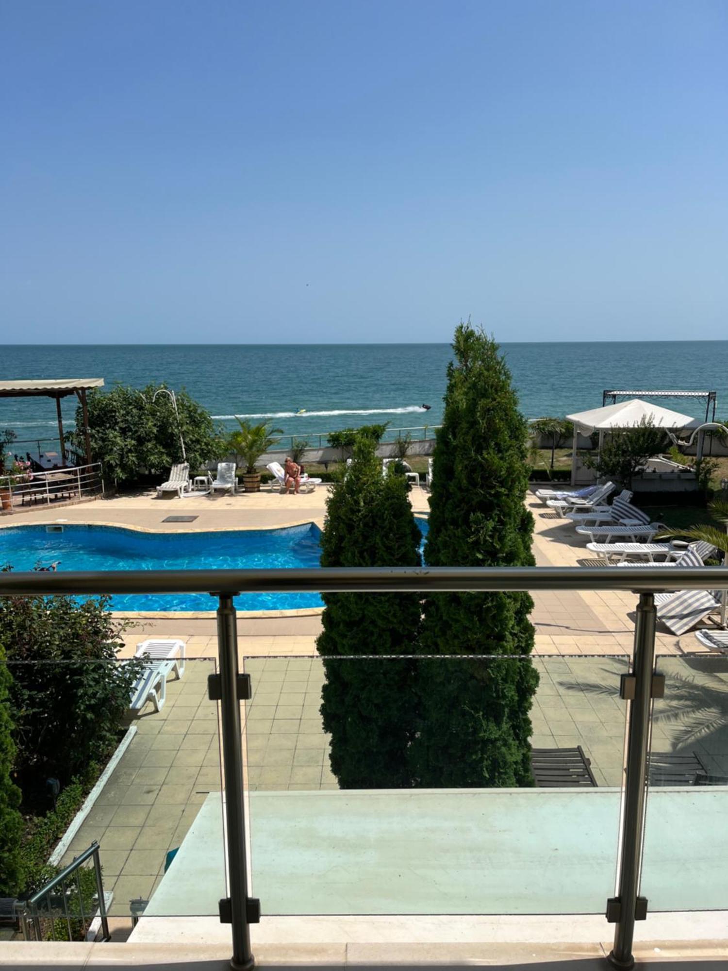 Golf Coast Boutique Studio With Sea View Топола Екстер'єр фото