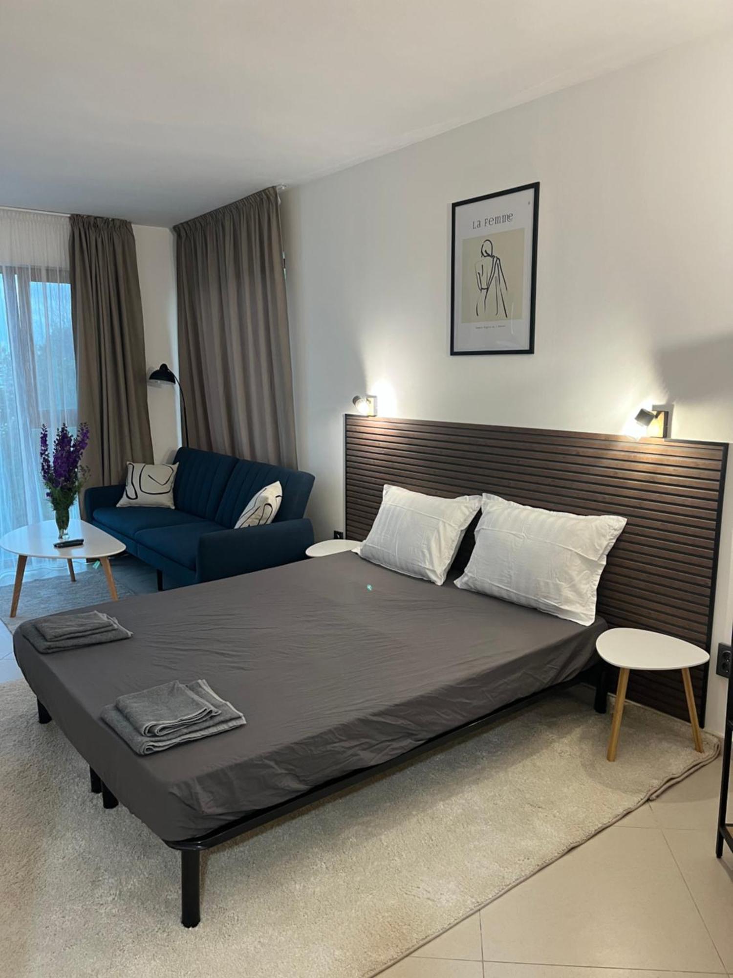 Golf Coast Boutique Studio With Sea View Топола Екстер'єр фото