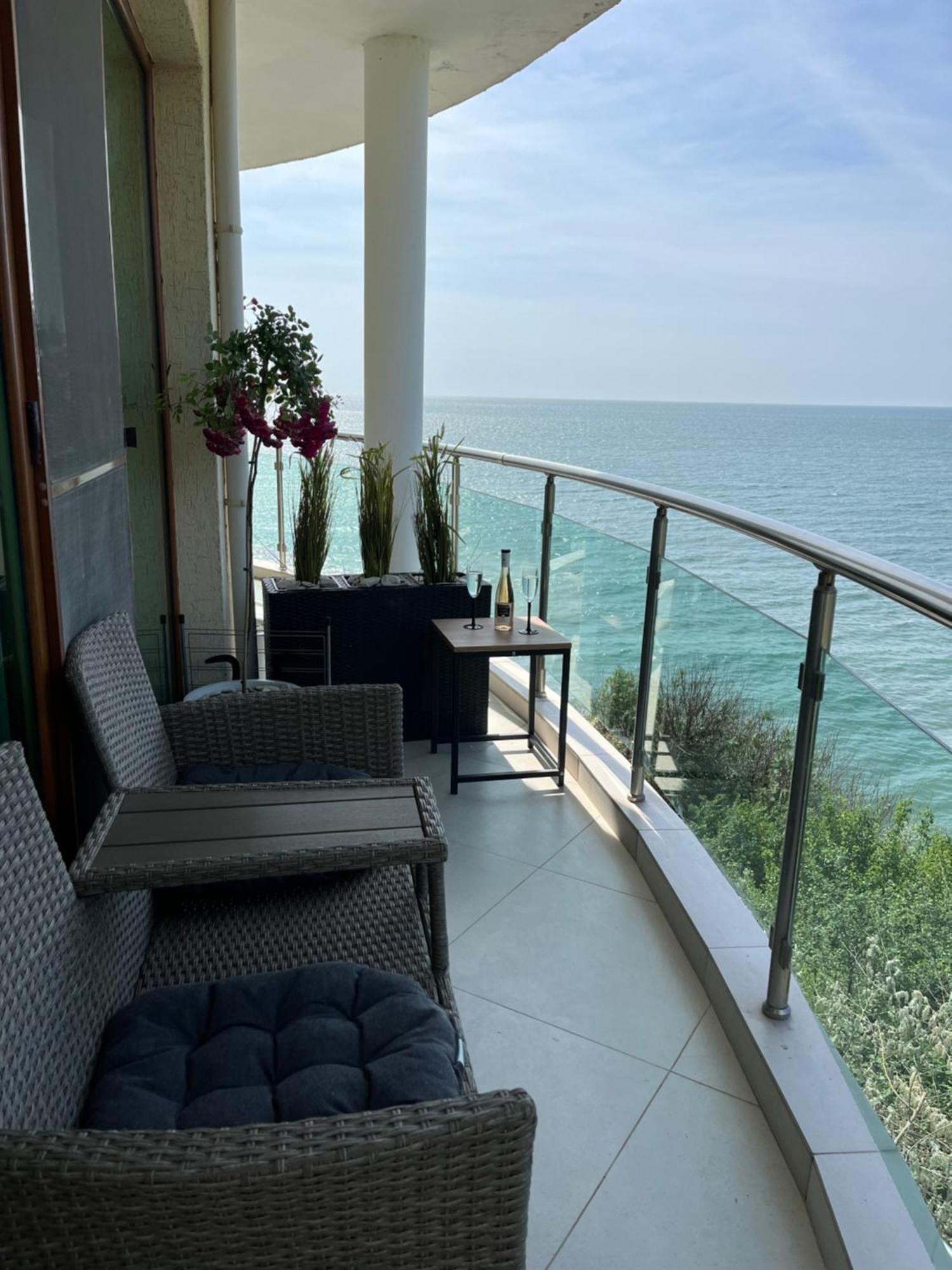 Golf Coast Boutique Studio With Sea View Топола Екстер'єр фото